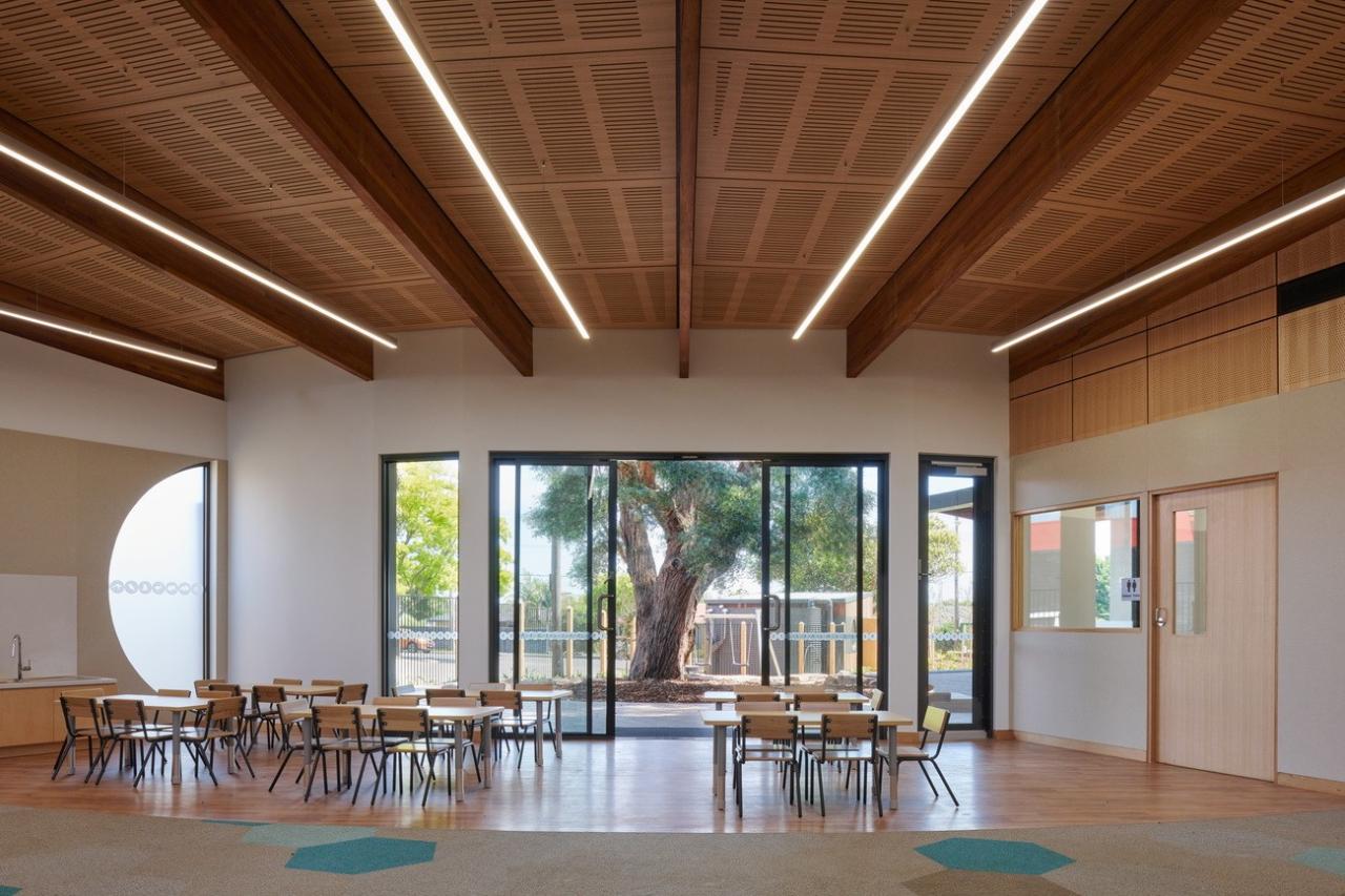 BIM建筑|抱树而建,Wellington 亲子中心 / AOA Christopher Peck BIM建筑|抱树而建,Wellington 亲子中心 / AOA Christopher Peck