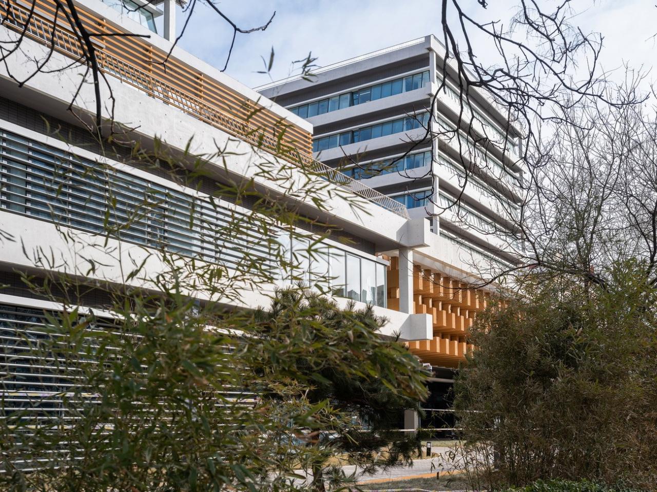 BIM建筑|中国残联北京按摩医院扩建项目 / 中国电子工程设计院王振军工作室+“蔓·设计”研究中心 BIM建筑|中国残联北京按摩医院扩建项目 / 中国电子工程设计院王振军工作室+“蔓·设计”研究中心