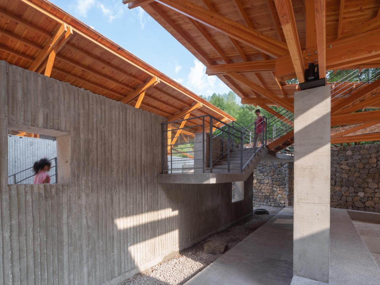 BIM建筑|留坝瓦窑沟多功能服务中心 / 尌林建筑设计事务所 BIM建筑|留坝瓦窑沟多功能服务中心 / 尌林建筑设计事务所