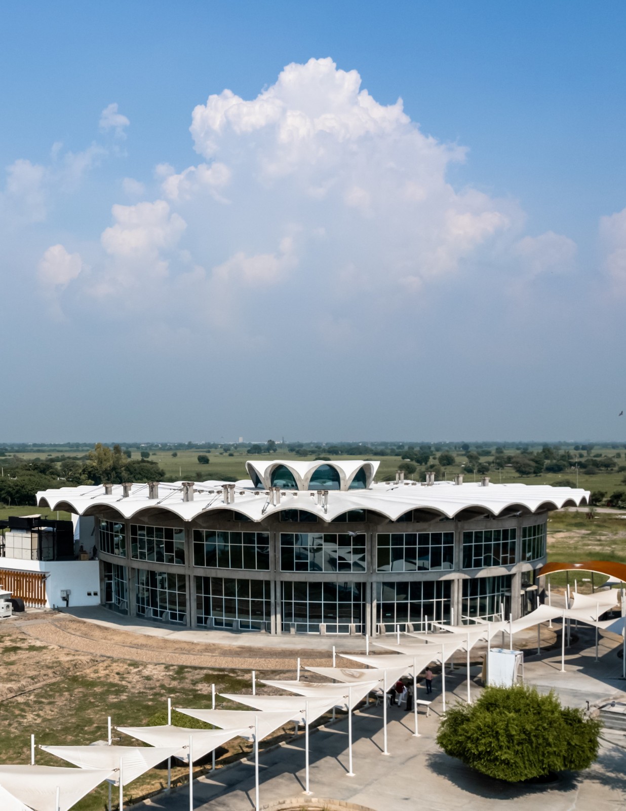 BIM建筑|秩序城堡,Sanand 工厂 / Studio Saar BIM建筑|秩序城堡,Sanand 工厂 / Studio Saar