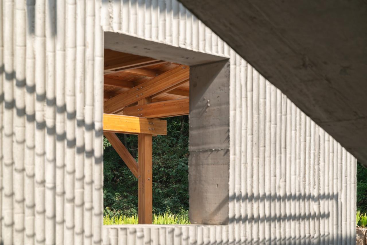 BIM建筑|留坝瓦窑沟多功能服务中心 / 尌林建筑设计事务所 BIM建筑|留坝瓦窑沟多功能服务中心 / 尌林建筑设计事务所