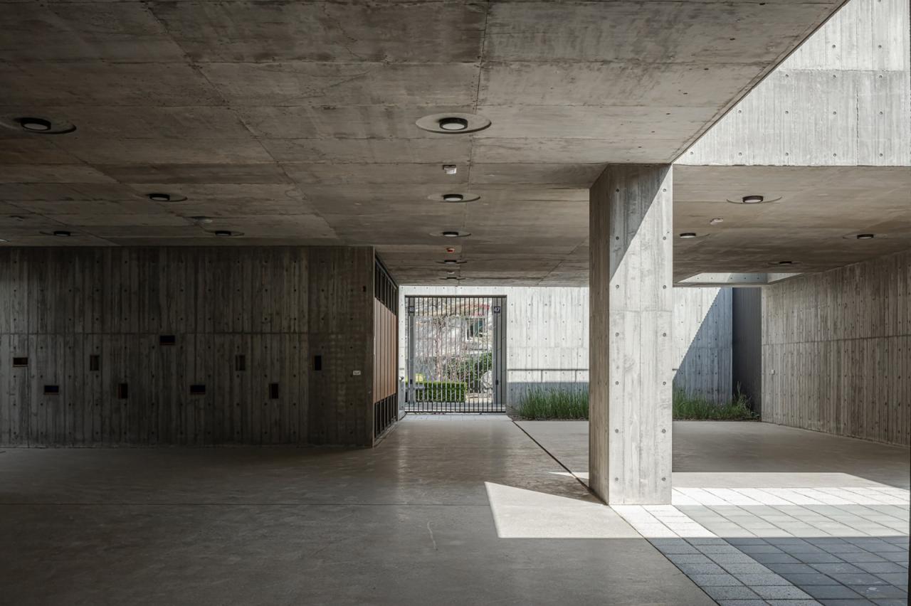 BIM建筑|山中骨灰安置所 / Behet Bondzio Lin Architekten BIM建筑|山中骨灰安置所 / Behet Bondzio Lin Architekten
