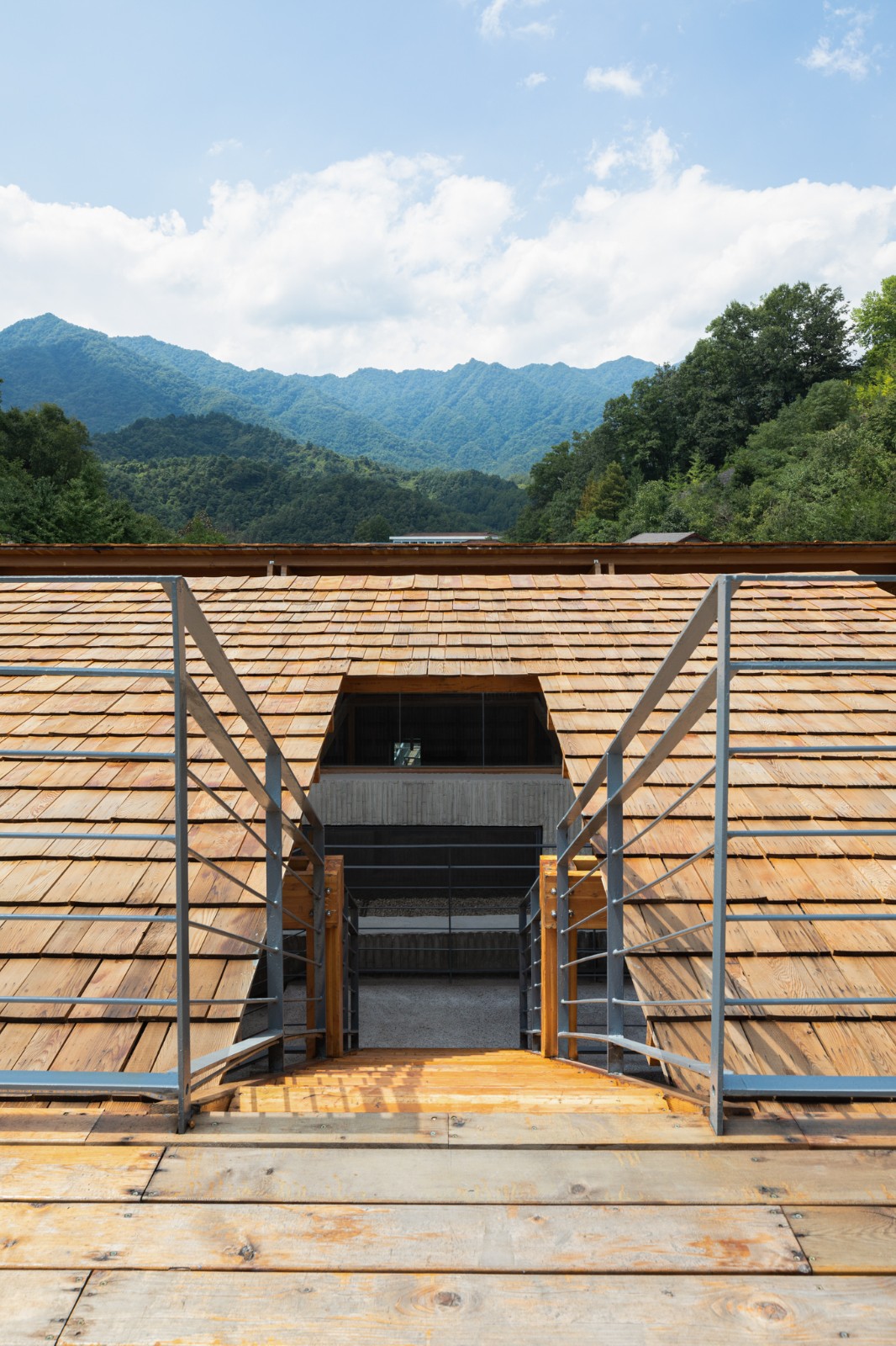 BIM建筑|留坝瓦窑沟多功能服务中心 / 尌林建筑设计事务所 BIM建筑|留坝瓦窑沟多功能服务中心 / 尌林建筑设计事务所