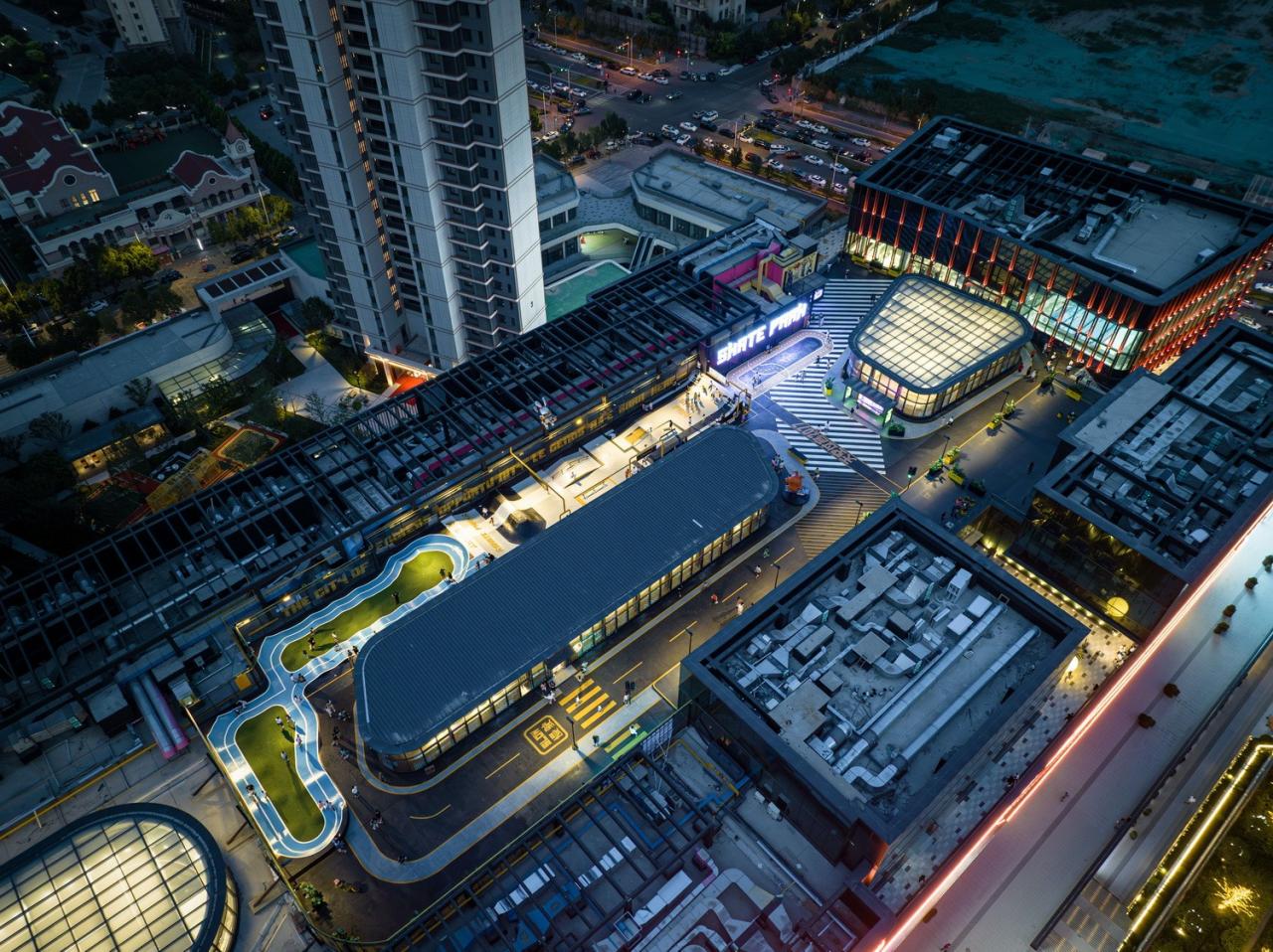 BIM建筑|天空过客——天津中海环宇城天台滑板公园 / DAGA大观建筑 BIM建筑|天空过客——天津中海环宇城天台滑板公园 / DAGA大观建筑