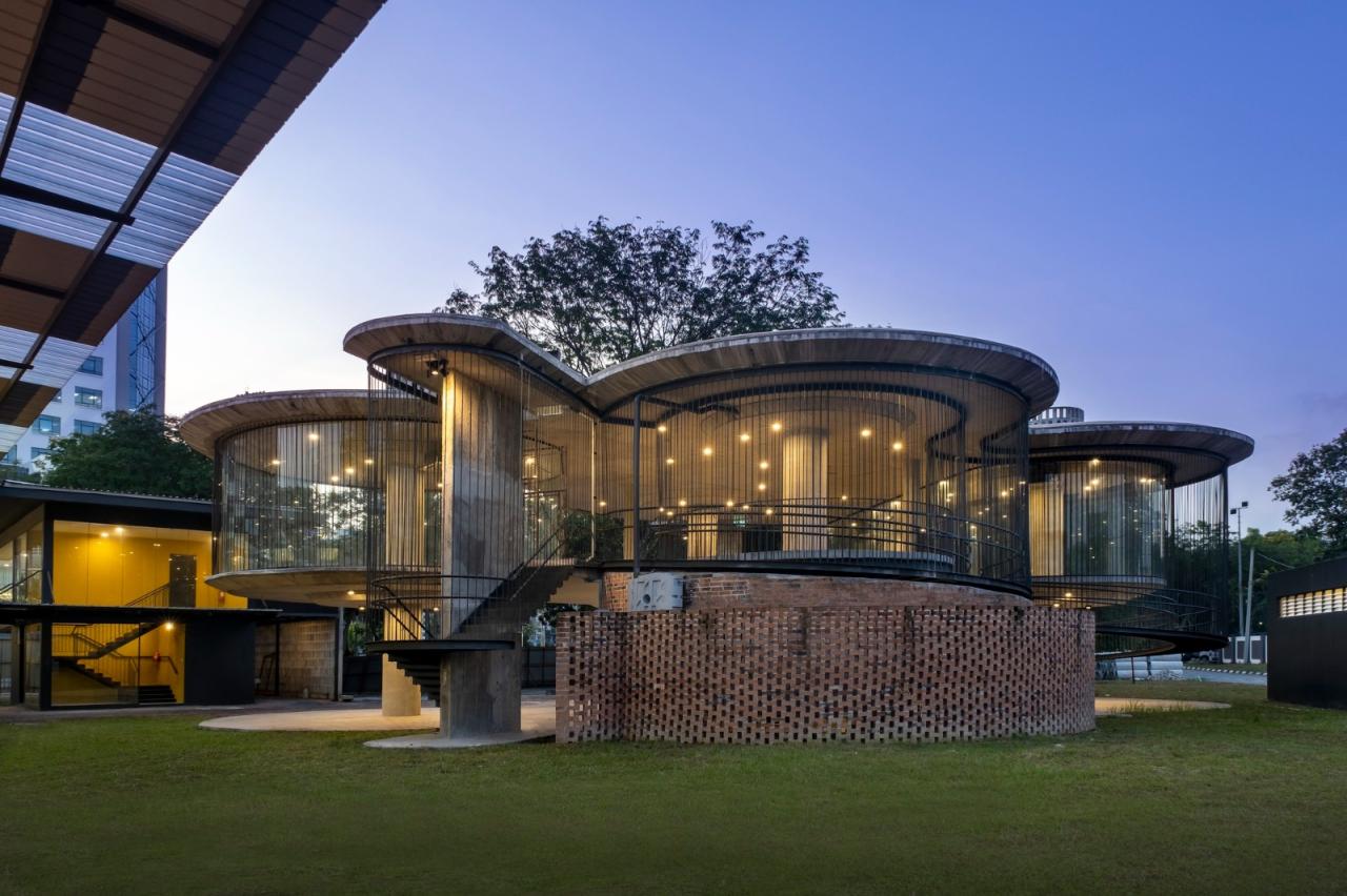 BIM建筑|T 型悬挂,PJKita 社区中心 / DTLM Design Group BIM建筑|T 型悬挂,PJKita 社区中心 / DTLM Design Group