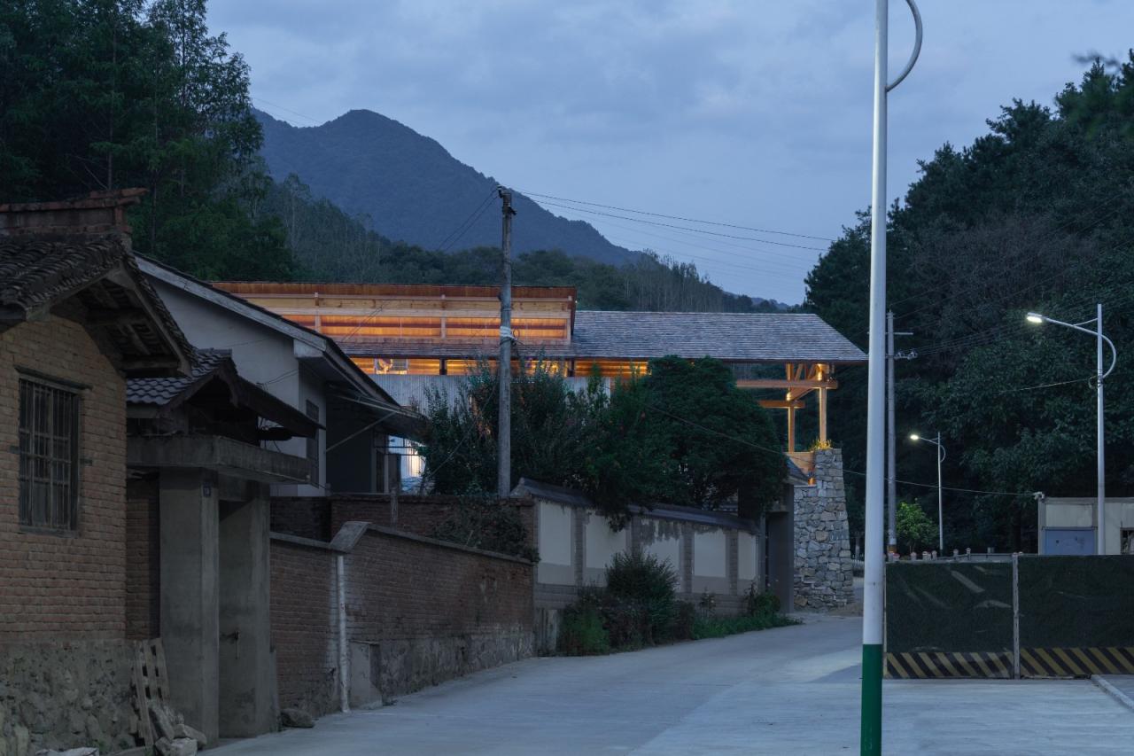 BIM建筑|留坝瓦窑沟多功能服务中心 / 尌林建筑设计事务所 BIM建筑|留坝瓦窑沟多功能服务中心 / 尌林建筑设计事务所