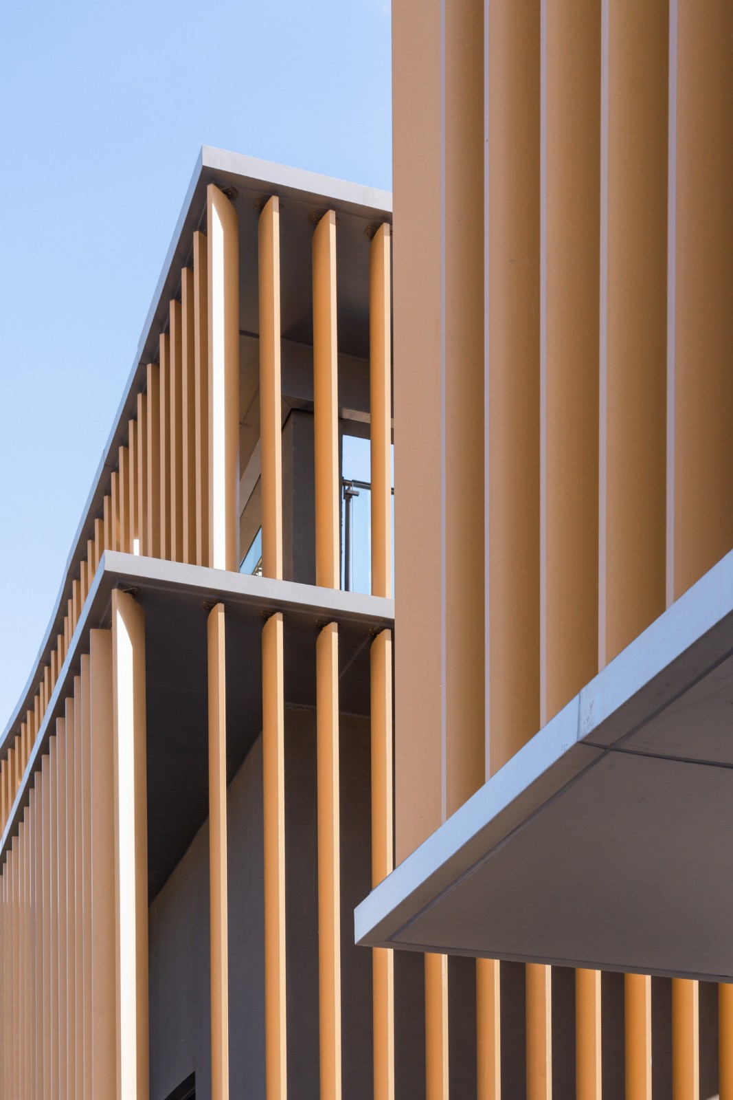 BIM建筑|“空中街巷”唤醒北京“睡城”,首开LONG街城市更新 / ZEN正象设计 BIM建筑|“空中街巷”唤醒北京“睡城”,首开LONG街城市更新 / ZEN正象设计