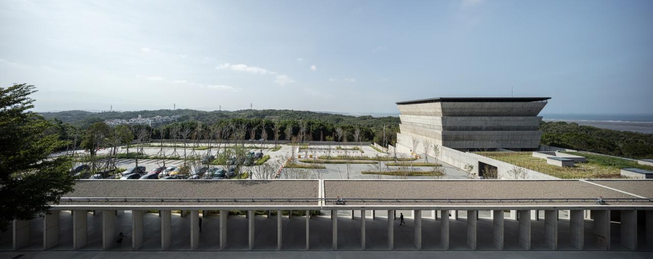 BIM建筑|山中骨灰安置所 / Behet Bondzio Lin Architekten BIM建筑|山中骨灰安置所 / Behet Bondzio Lin Architekten