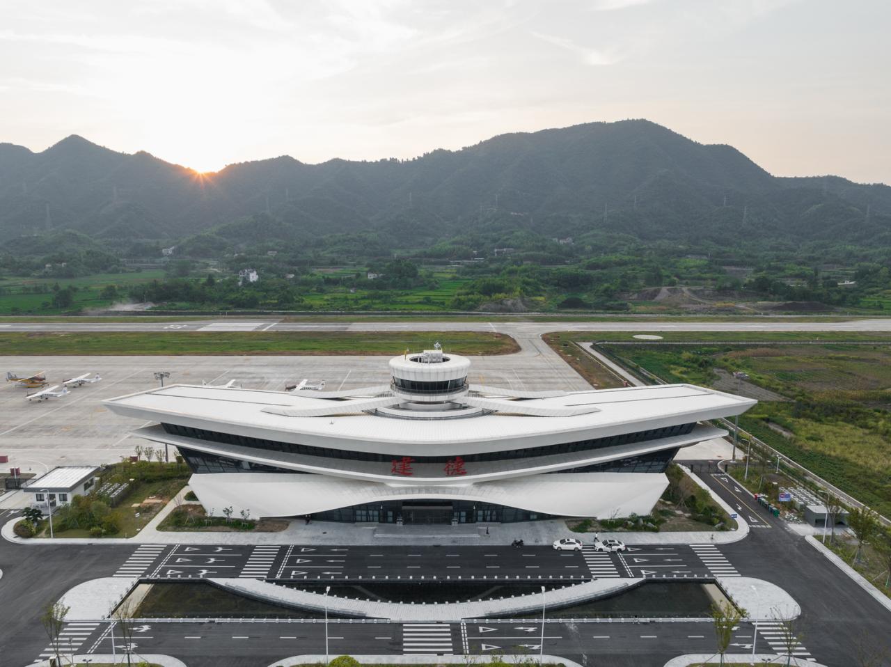 BIM建筑|杭州亚运配套设施:千岛湖通用机场航站楼 / 境澜建筑 BIM建筑|杭州亚运配套设施:千岛湖通用机场航站楼 / 境澜建筑