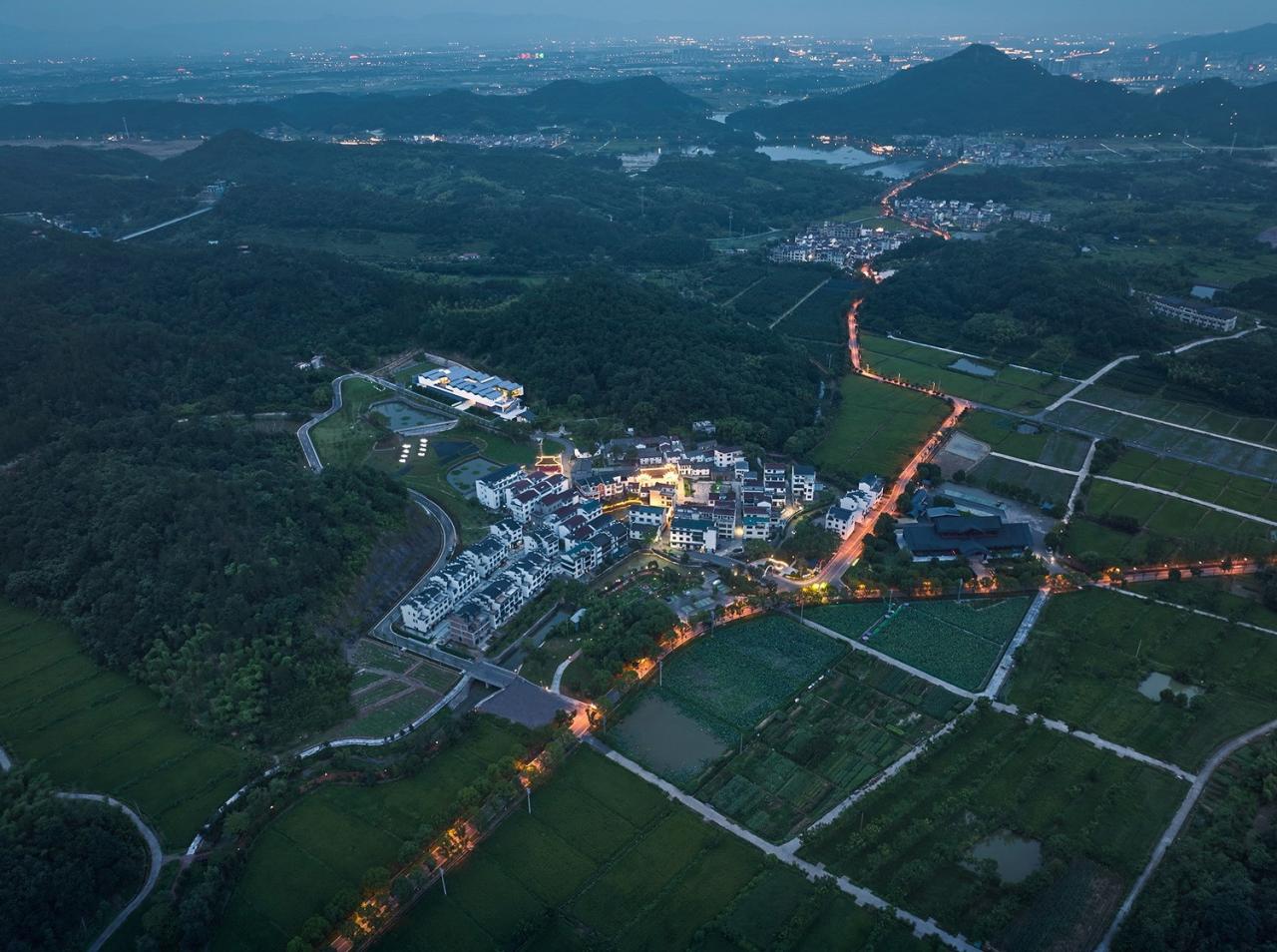 BIM建筑|雪峰文学馆 / 同济院 麟和建筑工作室 BIM建筑|雪峰文学馆 / 同济院 麟和建筑工作室