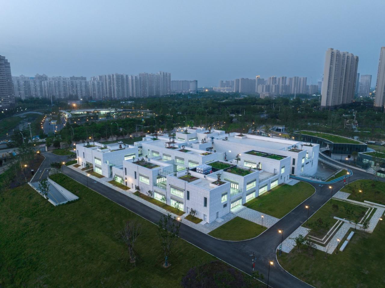 BIM建筑|武汉海绵公园研学+游客中心 / UAO瑞拓设计 BIM建筑|武汉海绵公园研学+游客中心 / UAO瑞拓设计
