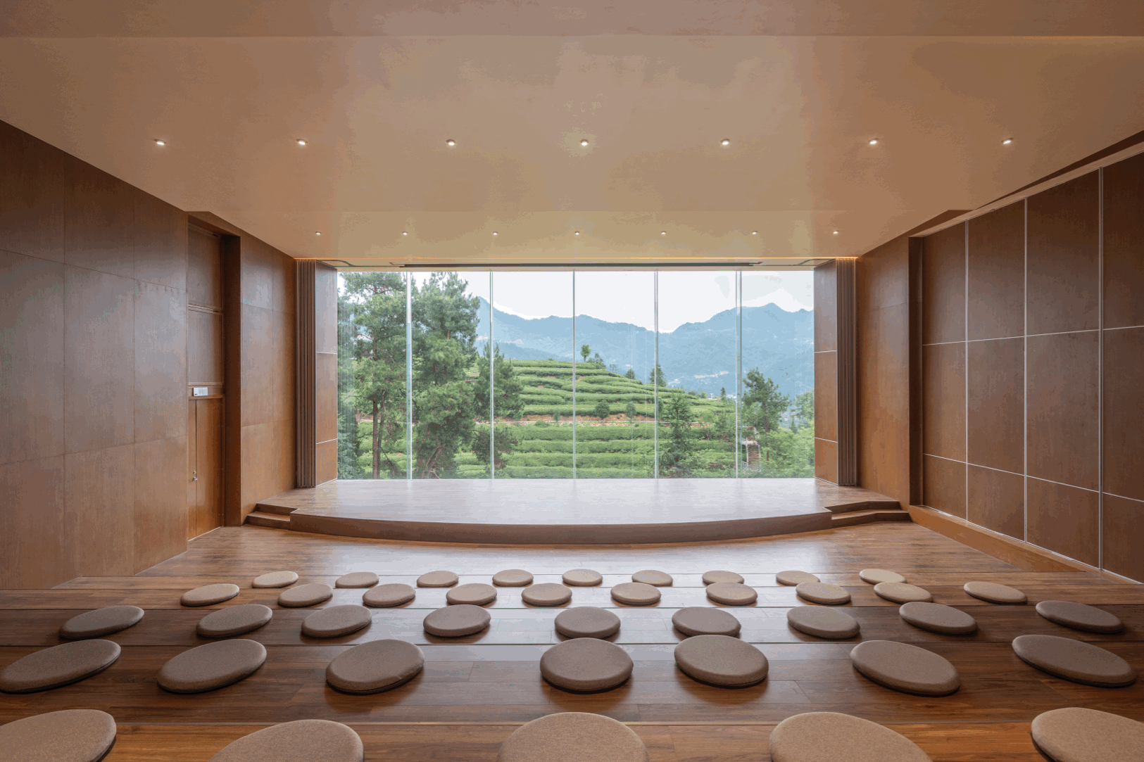 BIM建筑|三峡茶旅小镇展示中心 / 建筑营设计工作室 BIM建筑|三峡茶旅小镇展示中心 / 建筑营设计工作室