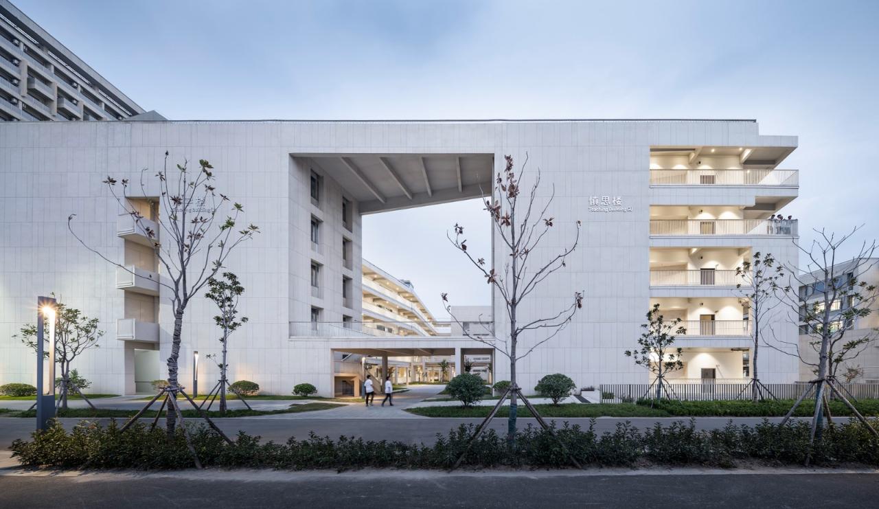 BIM建筑|江苏省靖江高级中学新校区 / 荣朝晖工作室 BIM建筑|江苏省靖江高级中学新校区 / 荣朝晖工作室