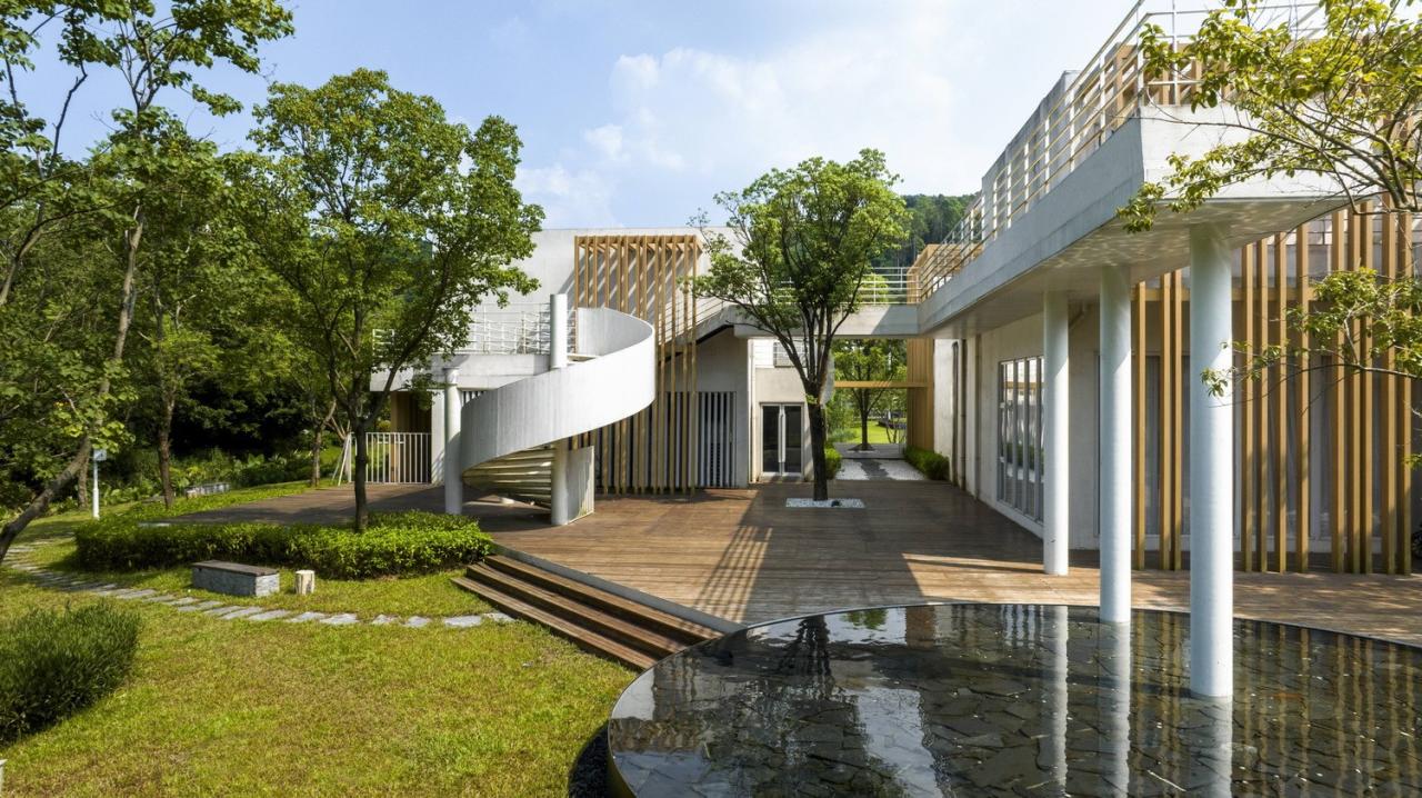 BIM建筑|多层面的“轻”:黄麻乡村振兴工作站与乡村会客厅 / 三文建筑 BIM建筑|多层面的“轻”:黄麻乡村振兴工作站与乡村会客厅 / 三文建筑