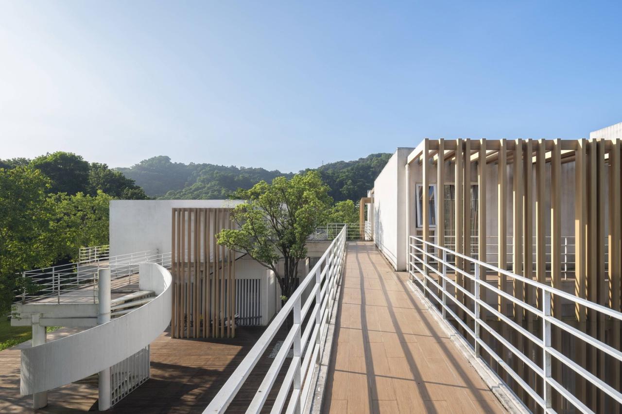 BIM建筑|多层面的“轻”:黄麻乡村振兴工作站与乡村会客厅 / 三文建筑 BIM建筑|多层面的“轻”:黄麻乡村振兴工作站与乡村会客厅 / 三文建筑
