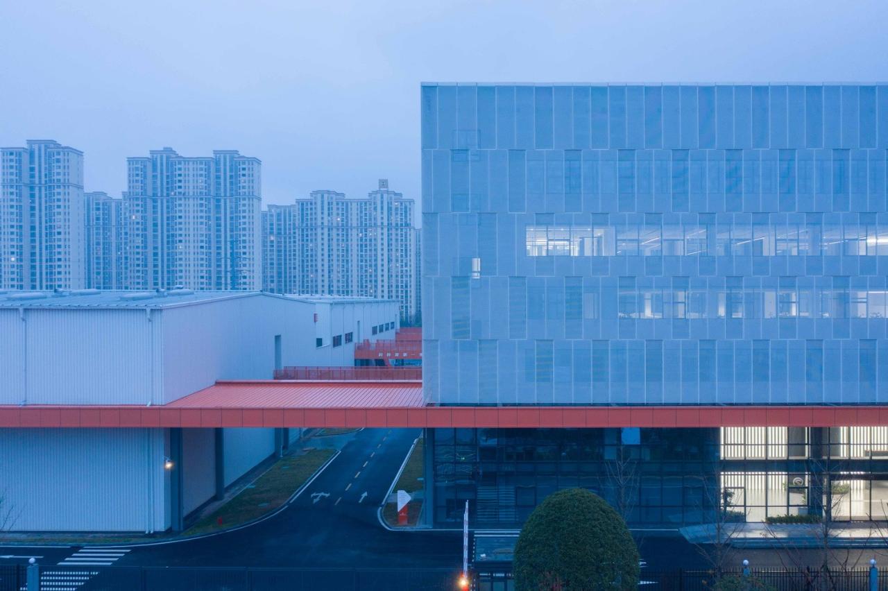 BIM建筑|流线重构,申亿智慧工厂 / 长沙市规划设计院有限责任公司 BIM建筑|流线重构,申亿智慧工厂 / 长沙市规划设计院有限责任公司