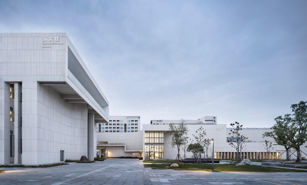 BIM建筑|江苏省靖江高级中学新校区 / 荣朝晖工作室 BIM建筑|江苏省靖江高级中学新校区 / 荣朝晖工作室