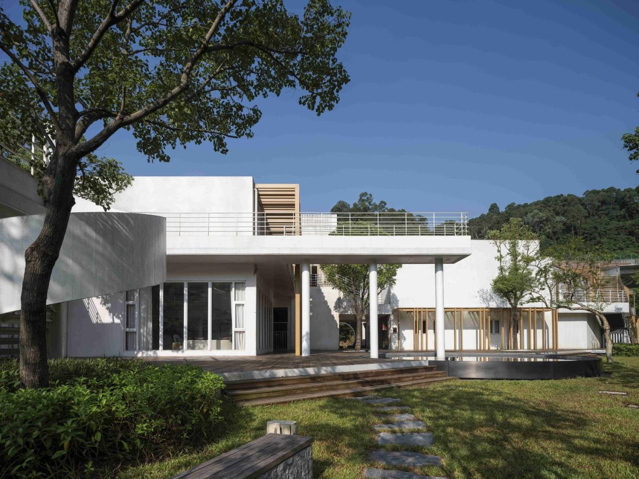 BIM建筑|多层面的“轻”:黄麻乡村振兴工作站与乡村会客厅 / 三文建筑 BIM建筑|多层面的“轻”:黄麻乡村振兴工作站与乡村会客厅 / 三文建筑