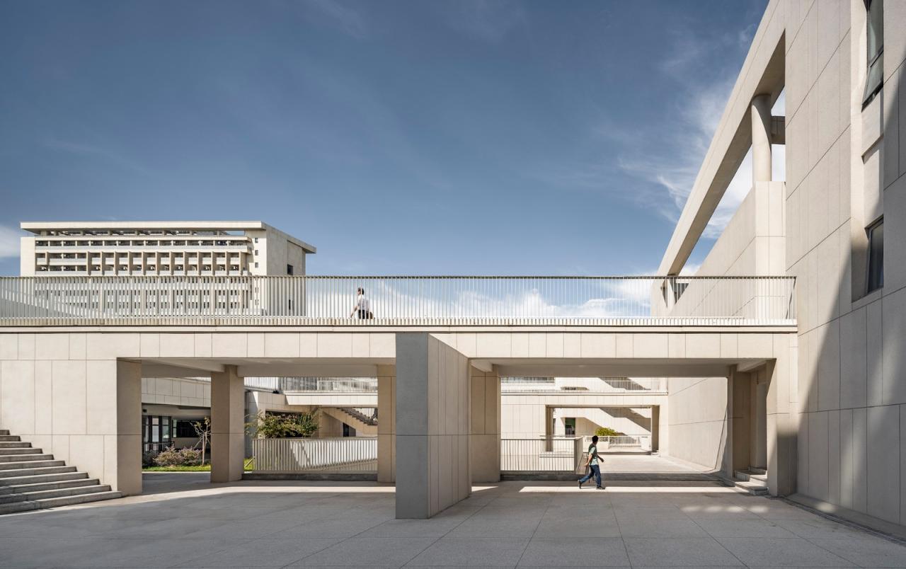 BIM建筑|江苏省靖江高级中学新校区 / 荣朝晖工作室 BIM建筑|江苏省靖江高级中学新校区 / 荣朝晖工作室