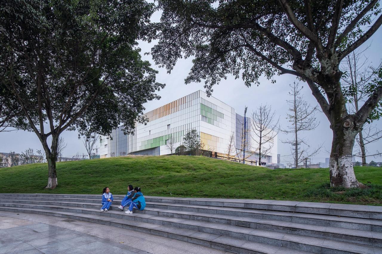 BIM建筑|龙泉中学体育馆 / 中国建筑西南设计研究院有限公司 BIM建筑|龙泉中学体育馆 / 中国建筑西南设计研究院有限公司