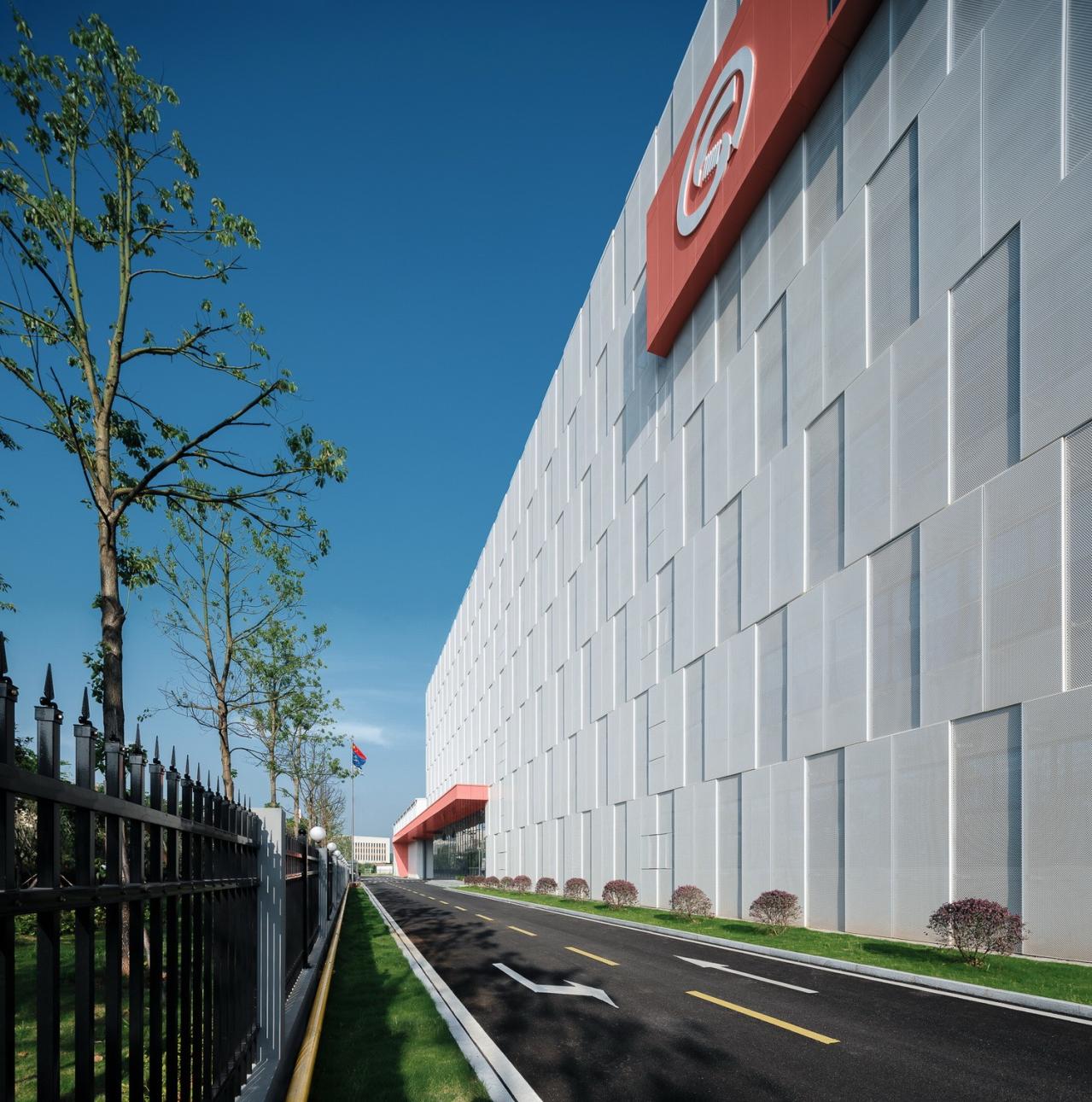 BIM建筑|流线重构,申亿智慧工厂 / 长沙市规划设计院有限责任公司 BIM建筑|流线重构,申亿智慧工厂 / 长沙市规划设计院有限责任公司