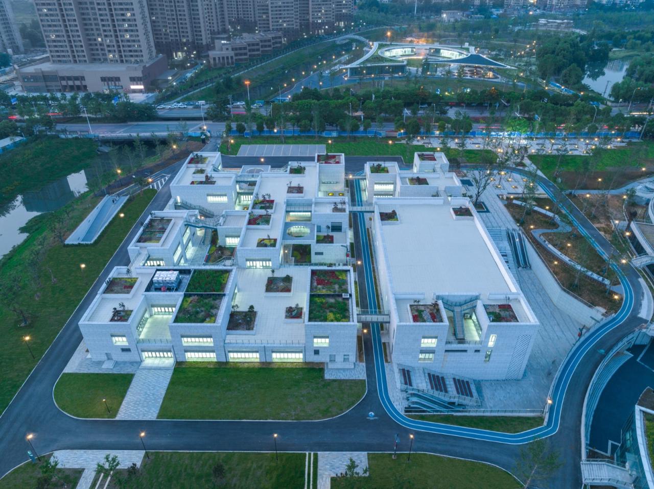 BIM建筑|武汉海绵公园研学+游客中心 / UAO瑞拓设计 BIM建筑|武汉海绵公园研学+游客中心 / UAO瑞拓设计
