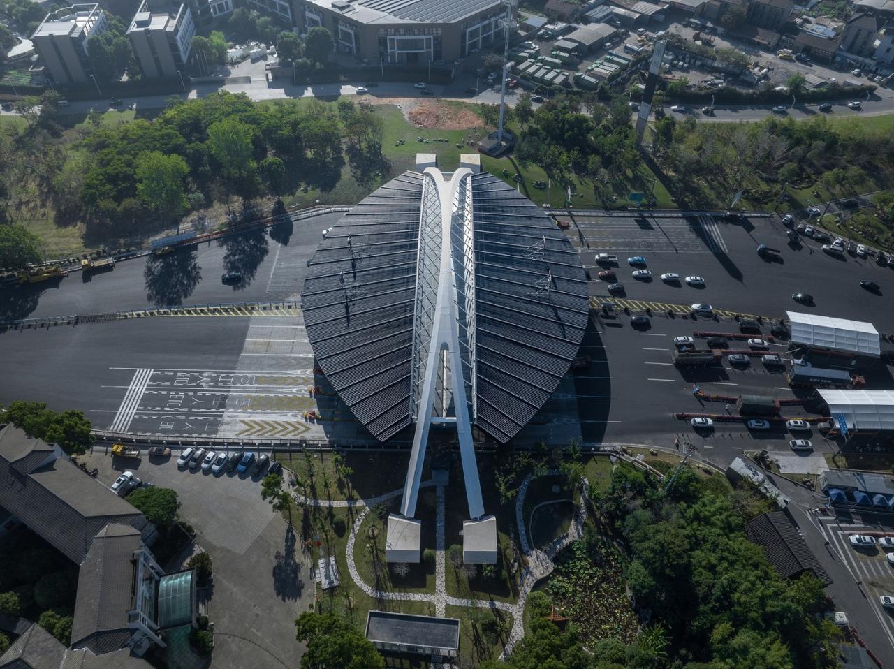 BIM建筑|杭甬高速绍兴收费站 / 任天建筑 BIM建筑|杭甬高速绍兴收费站 / 任天建筑