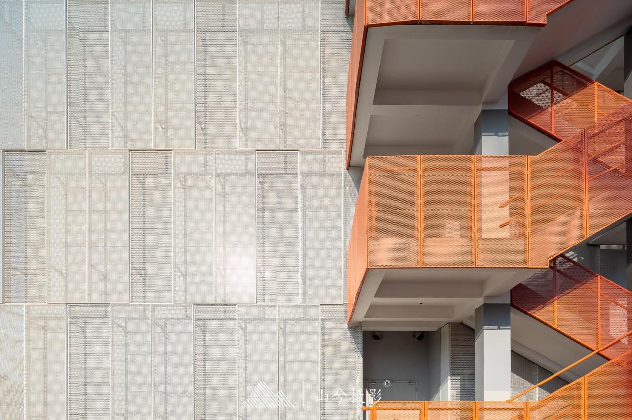 BIM建筑|流线重构,申亿智慧工厂 / 长沙市规划设计院有限责任公司 BIM建筑|流线重构,申亿智慧工厂 / 长沙市规划设计院有限责任公司