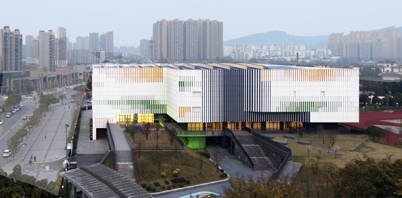 BIM建筑|龙泉中学体育馆 / 中国建筑西南设计研究院有限公司 BIM建筑|龙泉中学体育馆 / 中国建筑西南设计研究院有限公司