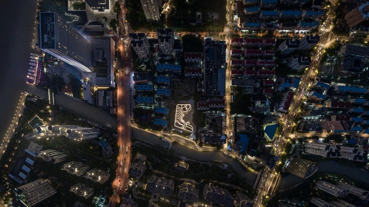 BIM建筑|上海浦东嘉华E18创新住宅 / EID Arch + 上海天华建筑设计 + Aedas BIM建筑|上海浦东嘉华E18创新住宅 / EID Arch + 上海天华建筑设计 + Aedas