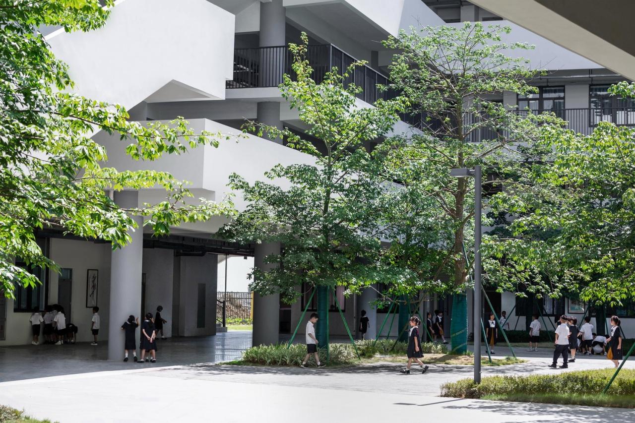 BIM建筑|汕头市龙湖区中阳学校与汕特中心幼儿园 / 柏涛建筑 BIM建筑|汕头市龙湖区中阳学校与汕特中心幼儿园 / 柏涛建筑
