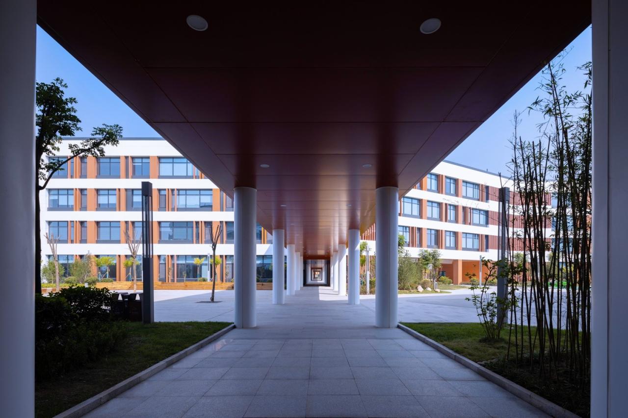 BIM建筑|渤海实验学校(基础教育部) / 中科院建筑设计研究院有限公司 BIM建筑|渤海实验学校(基础教育部) / 中科院建筑设计研究院有限公司
