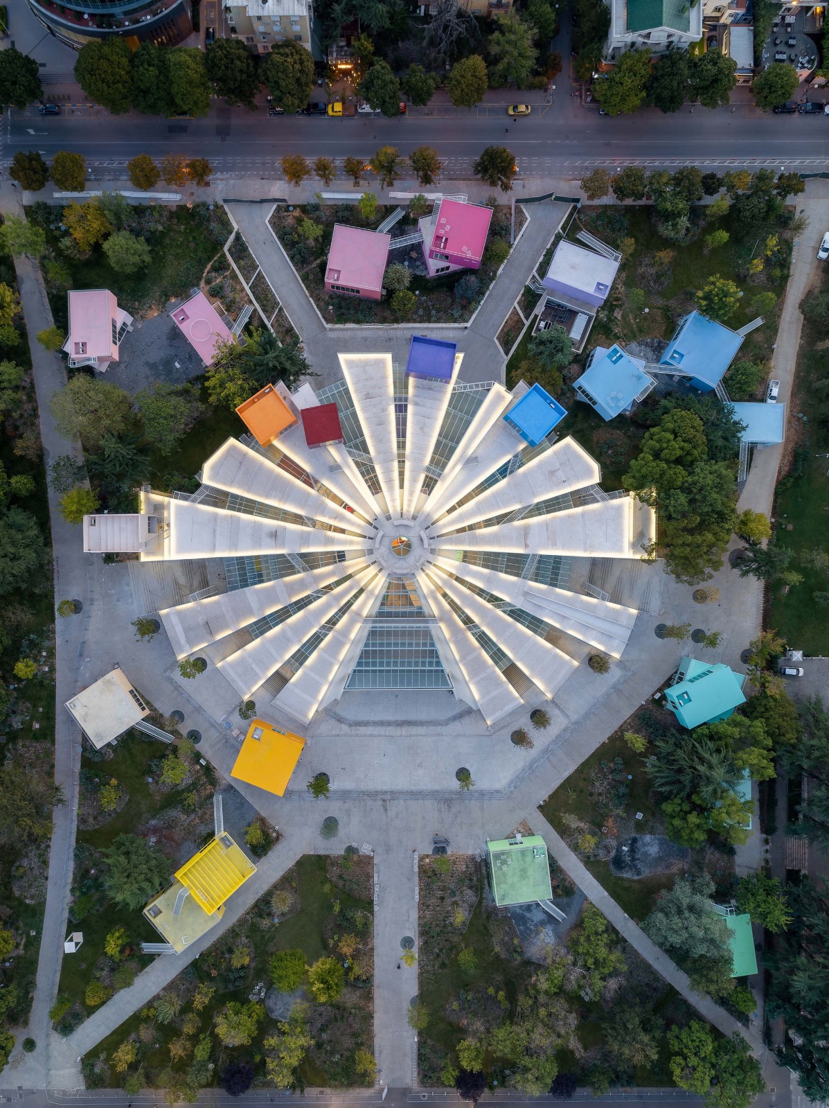 BIM建筑|地拉那金字塔 / MVRDV BIM建筑|地拉那金字塔 / MVRDV