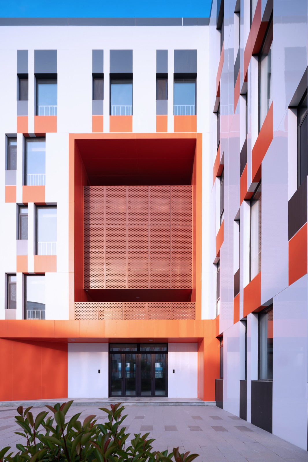 BIM建筑|渤海实验学校(基础教育部) / 中科院建筑设计研究院有限公司 BIM建筑|渤海实验学校(基础教育部) / 中科院建筑设计研究院有限公司