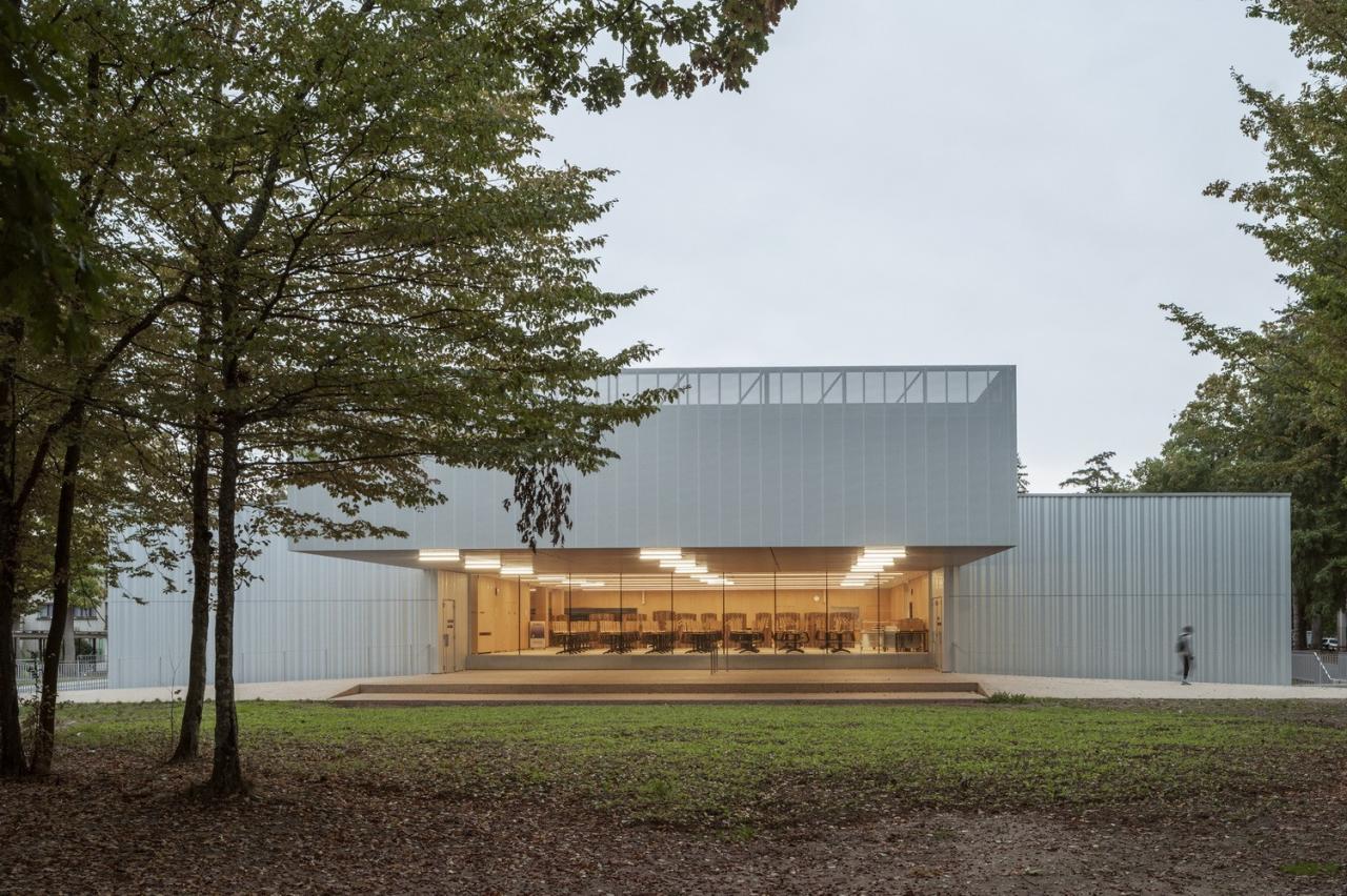 BIM建筑|Joliot-Curie 学校餐饮服务和学校生活中心 / Ateliers O-S architectes BIM建筑|Joliot-Curie 学校餐饮服务和学校生活中心 / Ateliers O-S architectes