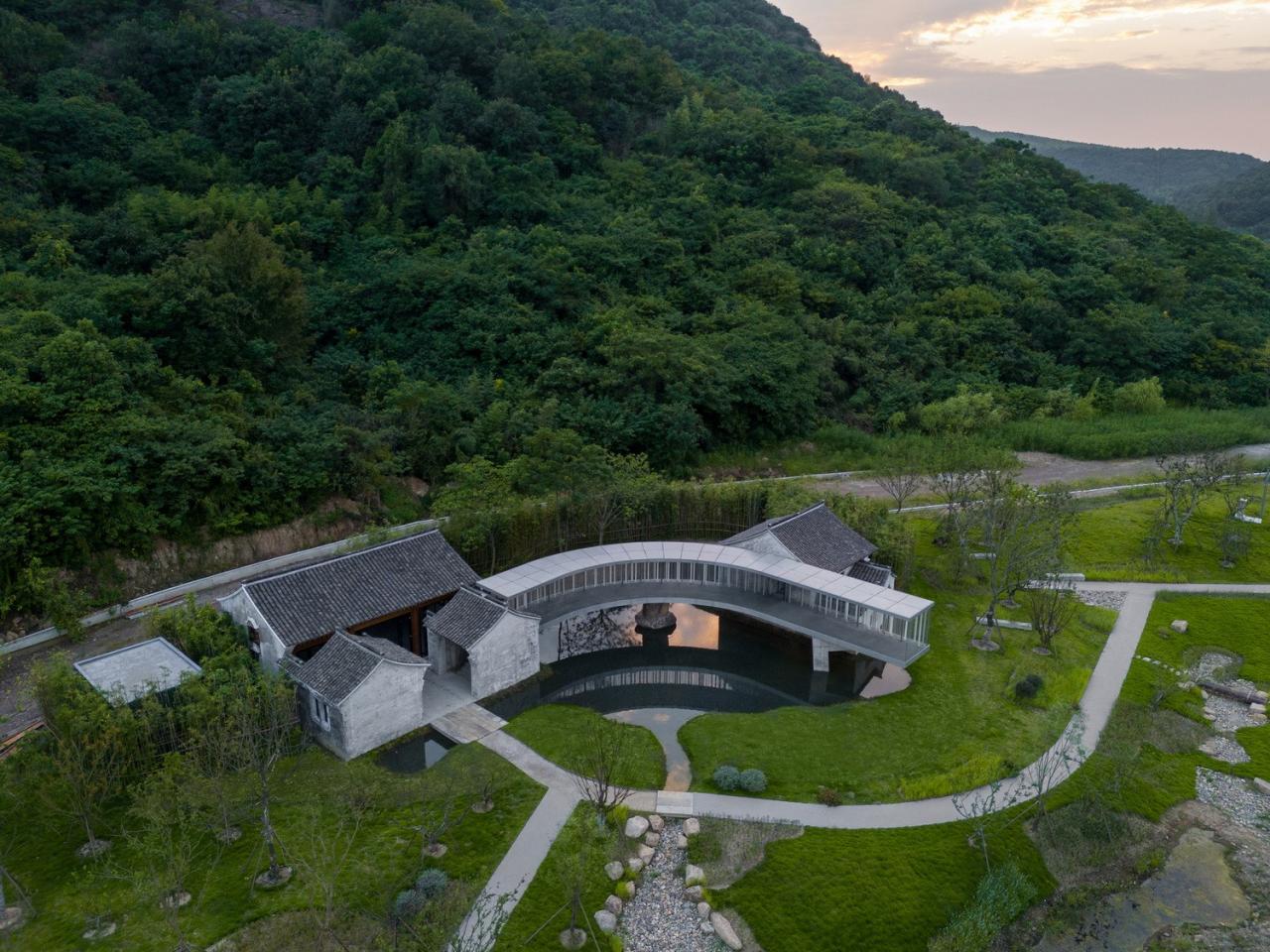 BIM建筑|南北湖湖滨茶室 / 十域建筑 BIM建筑|南北湖湖滨茶室 / 十域建筑