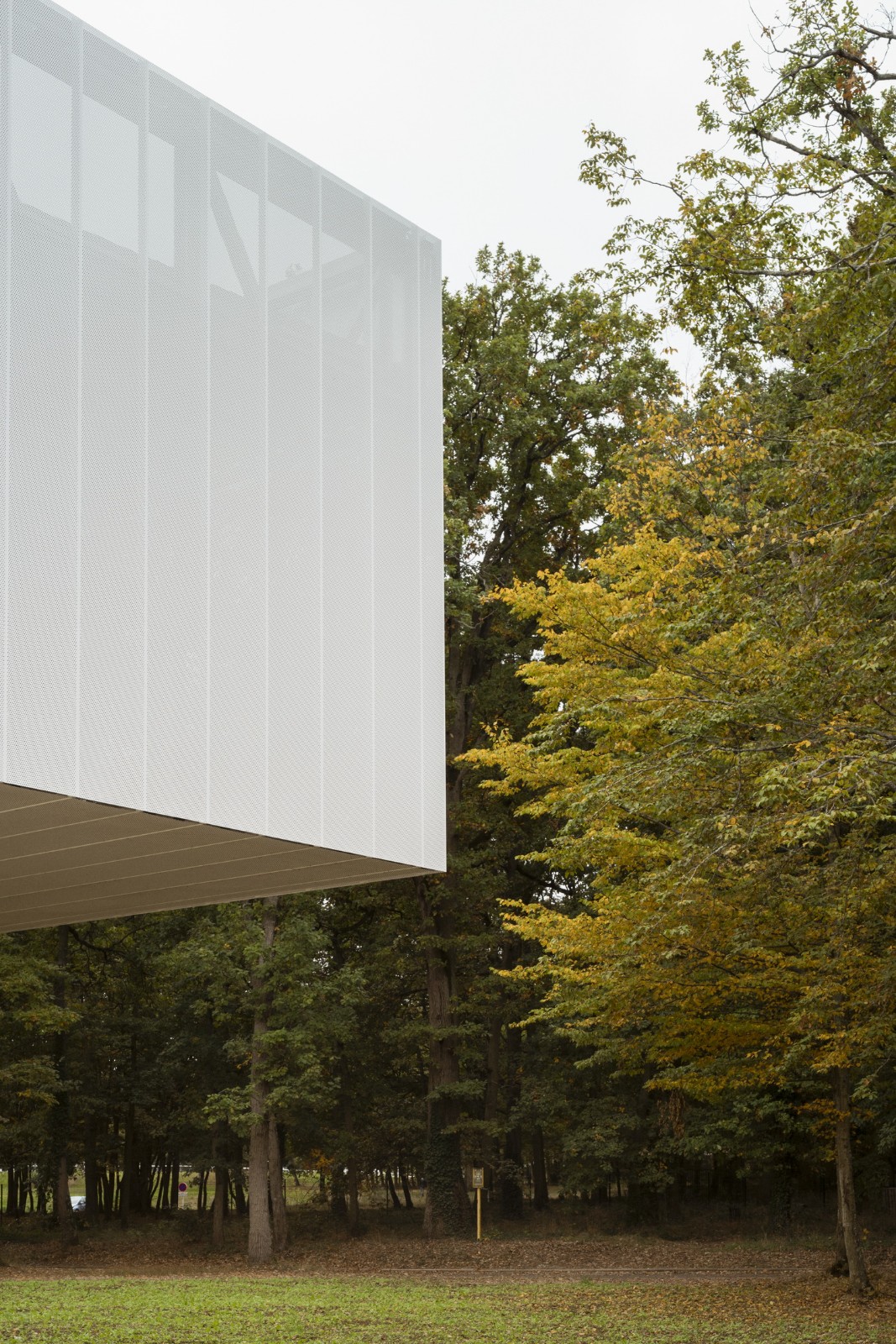 BIM建筑|Joliot-Curie 学校餐饮服务和学校生活中心 / Ateliers O-S architectes BIM建筑|Joliot-Curie 学校餐饮服务和学校生活中心 / Ateliers O-S architectes