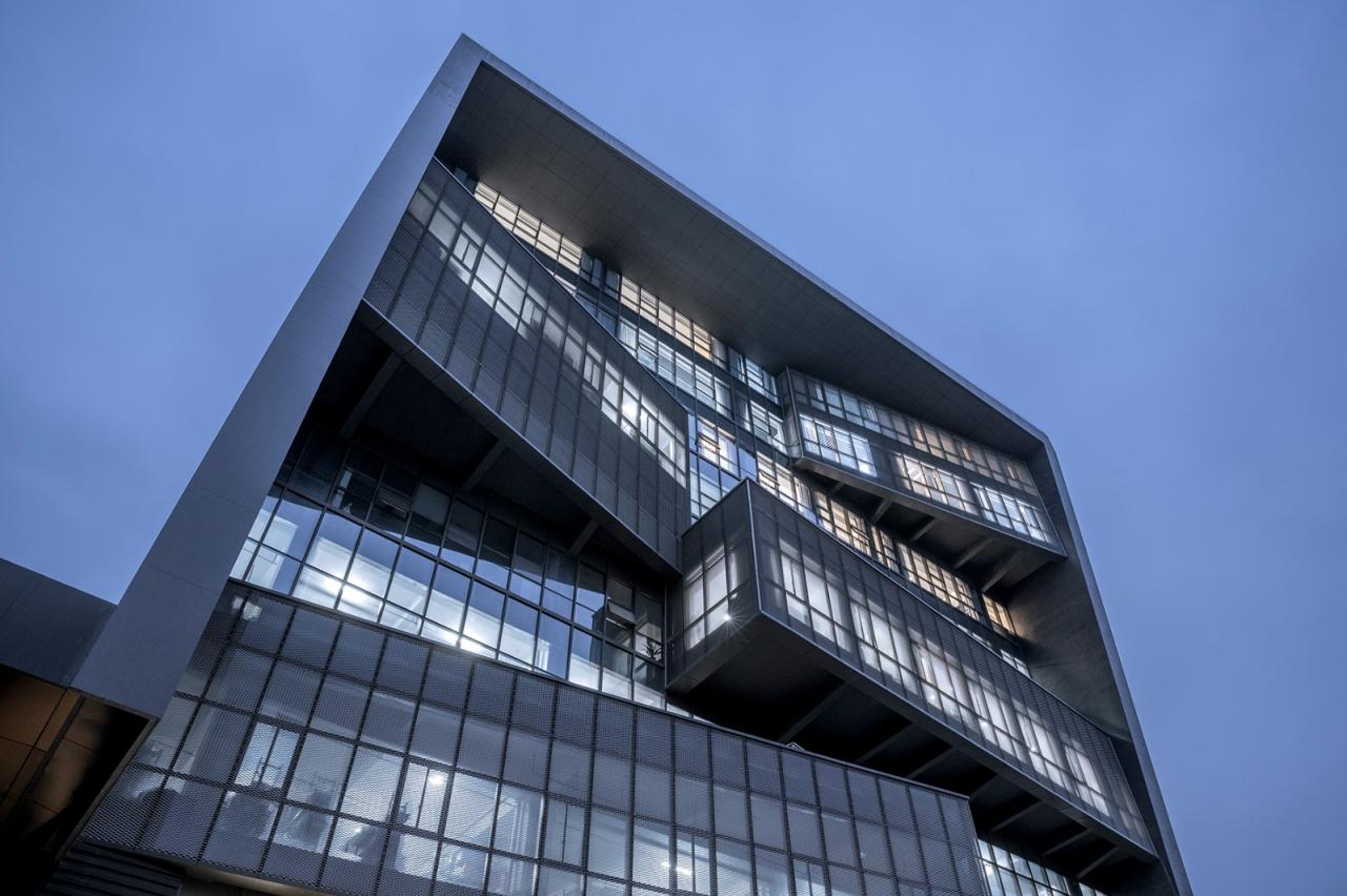 BIM建筑|台州聚丰机车总部 / 殊至建筑 BIM建筑|台州聚丰机车总部 / 殊至建筑