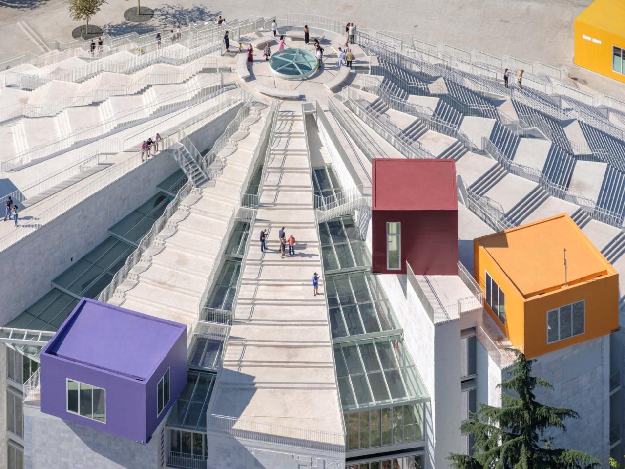 BIM建筑|地拉那金字塔 / MVRDV BIM建筑|地拉那金字塔 / MVRDV
