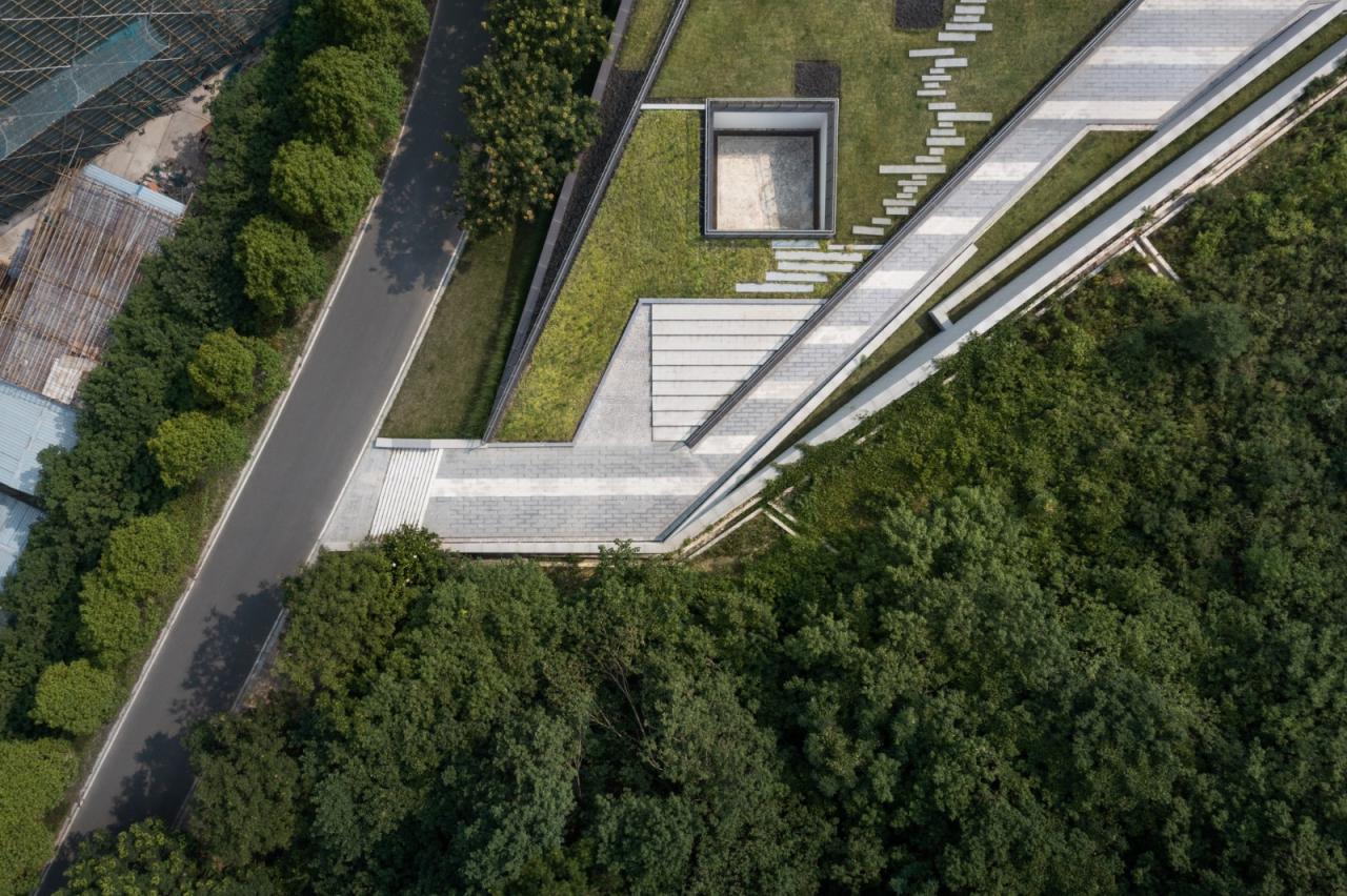 BIM建筑|南京大学仙林校区众创空间二期 / 南大建筑钟华颖工作室 BIM建筑|南京大学仙林校区众创空间二期 / 南大建筑钟华颖工作室