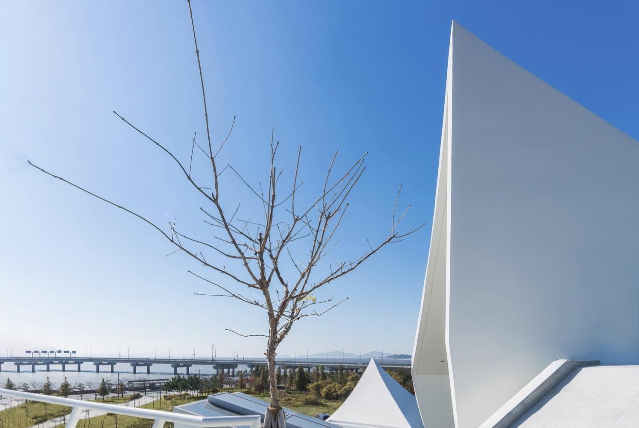 BIM建筑|帆船屋 / IROJE KHM Architects BIM建筑|帆船屋 / IROJE KHM Architects