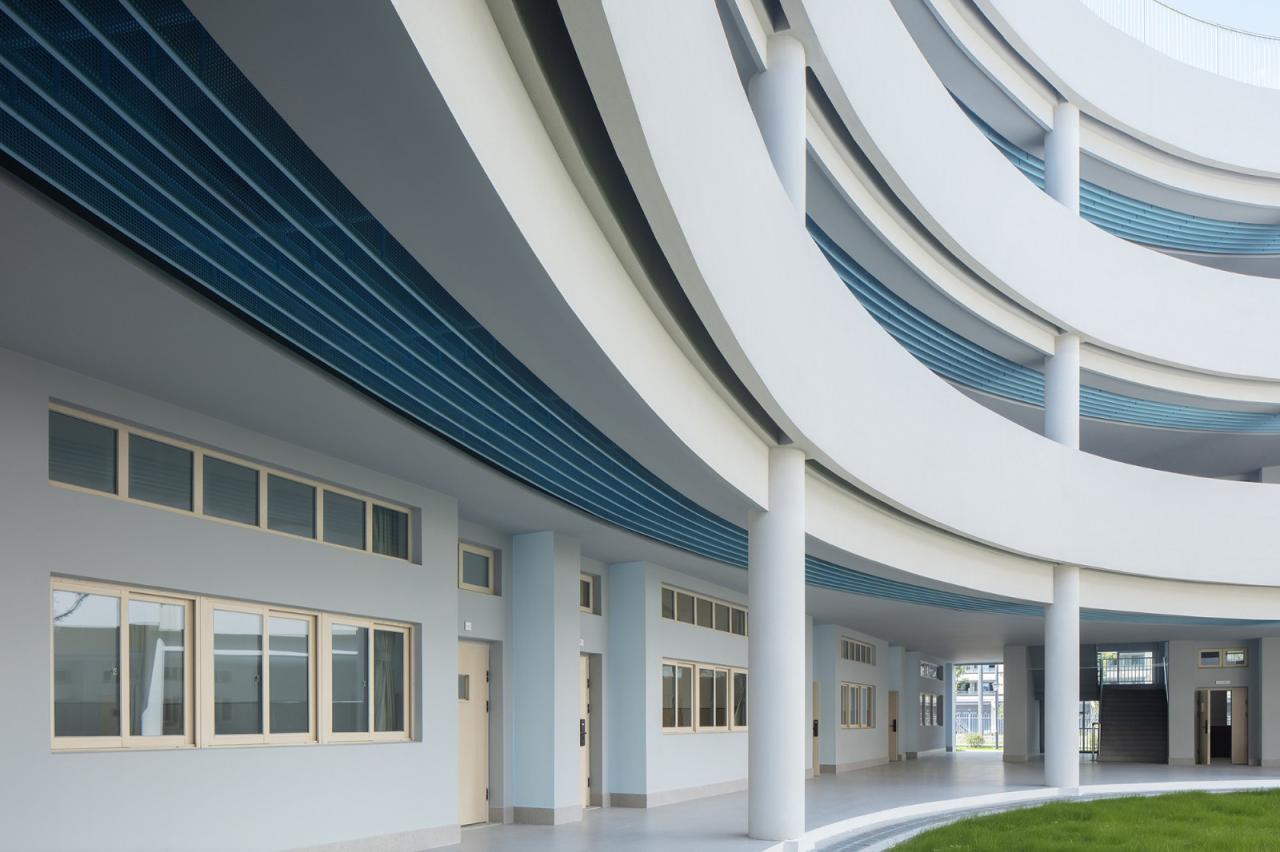 BIM建筑|宁波市古林职业高级中学:少年的无限剧本 / ARCHIS(如是)建筑设计事务所 BIM建筑|宁波市古林职业高级中学:少年的无限剧本 / ARCHIS(如是)建筑设计事务所