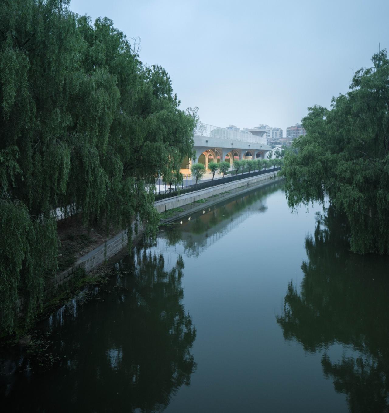 BIM建筑|绍兴文理学院风雨操场 / 浙江大学建筑设计研究院 BIM建筑|绍兴文理学院风雨操场 / 浙江大学建筑设计研究院