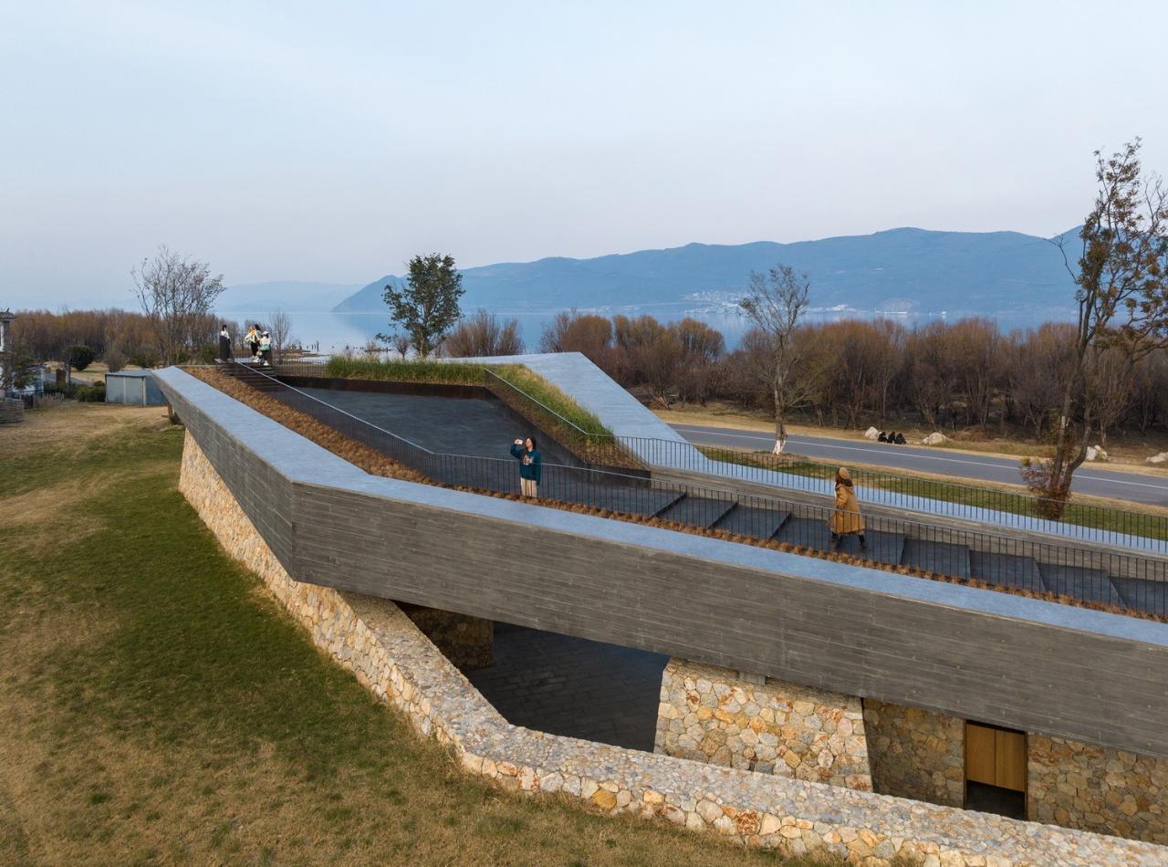 BIM建筑|微地形:大理洱海小邑庄生态驿站-孟凡浩 / line+建筑事务所 BIM建筑|微地形:大理洱海小邑庄生态驿站-孟凡浩 / line+建筑事务所