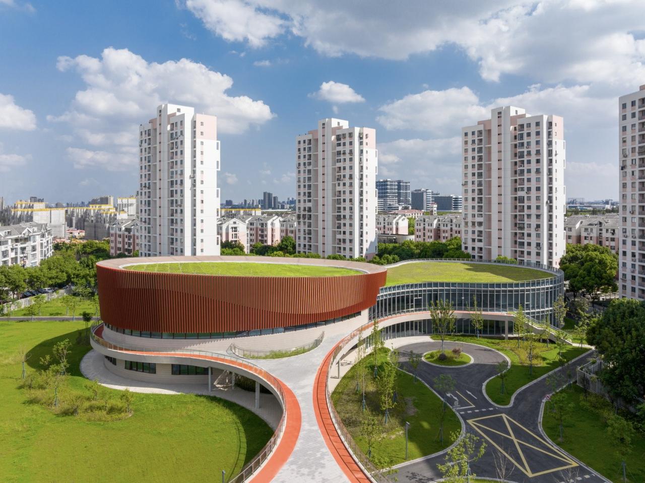 BIM建筑|上海三林懿德社区文体中心:“镶嵌”在社区当中的一站式“体育+”公园 / 三益中国 BIM建筑|上海三林懿德社区文体中心:“镶嵌”在社区当中的一站式“体育+”公园 / 三益中国