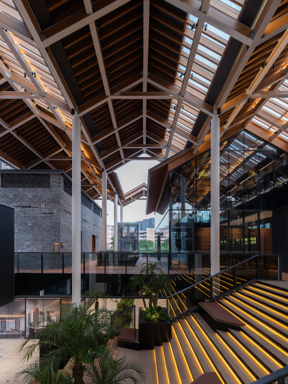 BIM建筑|荔湾茶滘的粤式生活:城市空间转变方式的多样性思考 / XAA建筑事务所 BIM建筑|荔湾茶滘的粤式生活:城市空间转变方式的多样性思考 / XAA建筑事务所