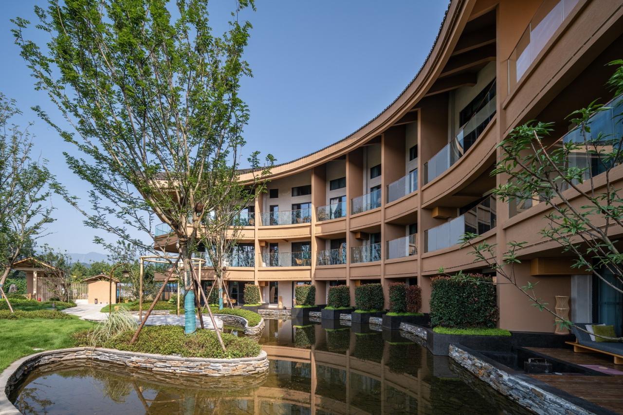 BIM建筑|川西建筑与道教文化的融合/“青城•朴舍亲子度假酒店”荣获2023金熊猫天府创意设计奖 BIM建筑|川西建筑与道教文化的融合/“青城•朴舍亲子度假酒店”荣获2023金熊猫天府创意设计奖