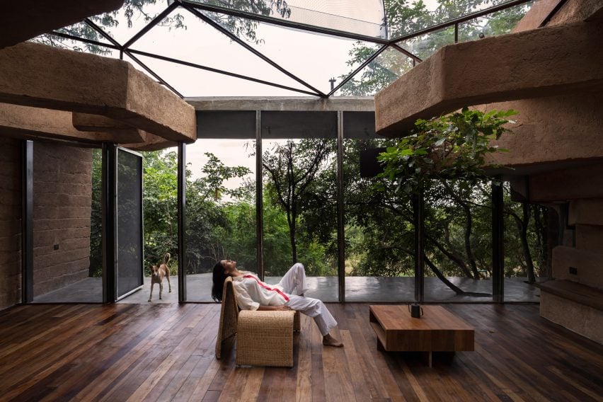 BIM建筑|印度建筑师设计融入景观的雕塑屋 BIM建筑|印度建筑师设计融入景观的雕塑屋