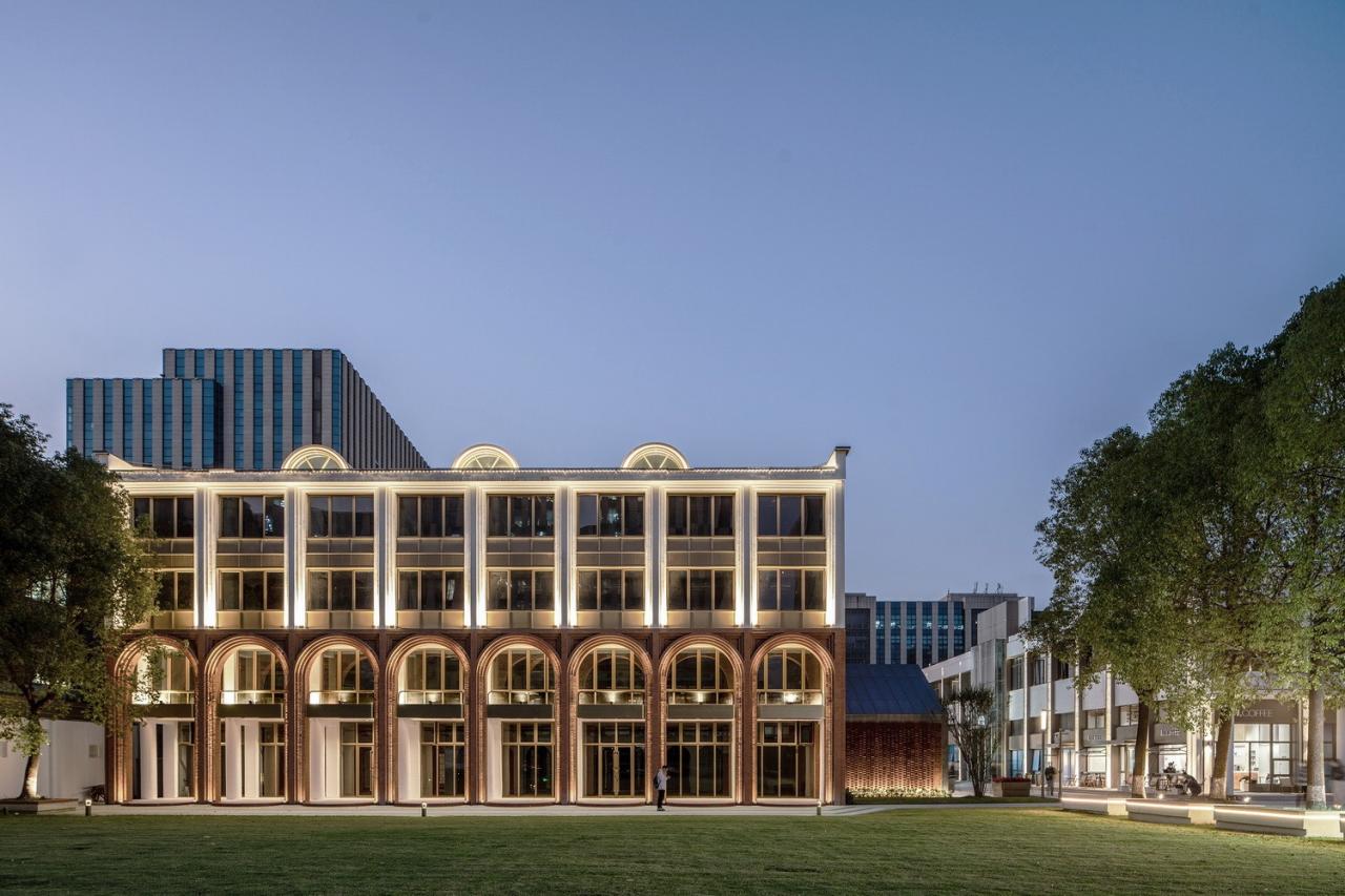 BIM建筑|上海利丰广场YOUNG PARK:魔都科创活力社区全新启幕 / 三益建筑设计 BIM建筑|上海利丰广场YOUNG PARK:魔都科创活力社区全新启幕 / 三益建筑设计