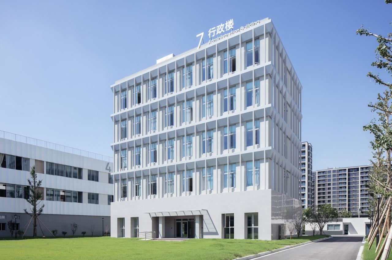 BIM建筑|宁波市古林职业高级中学:少年的无限剧本 / ARCHIS(如是)建筑设计事务所 BIM建筑|宁波市古林职业高级中学:少年的无限剧本 / ARCHIS(如是)建筑设计事务所
